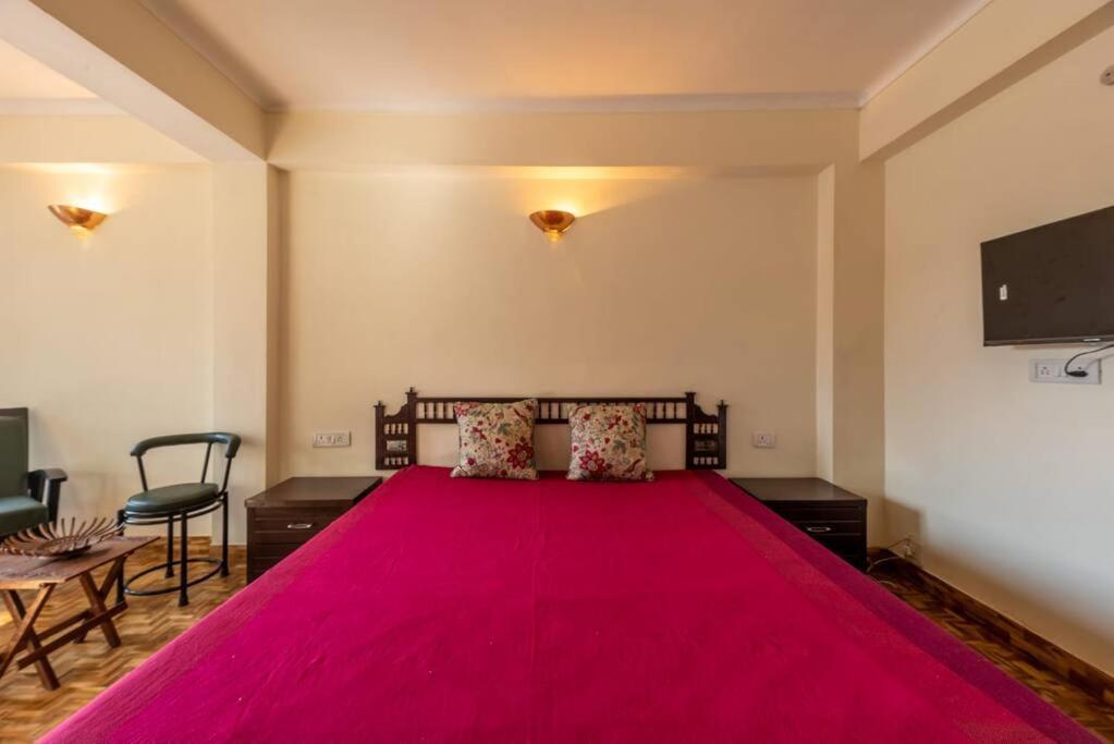 Apartamento The Nest Cosy Studio Close To Mall Road Nainital Exterior foto